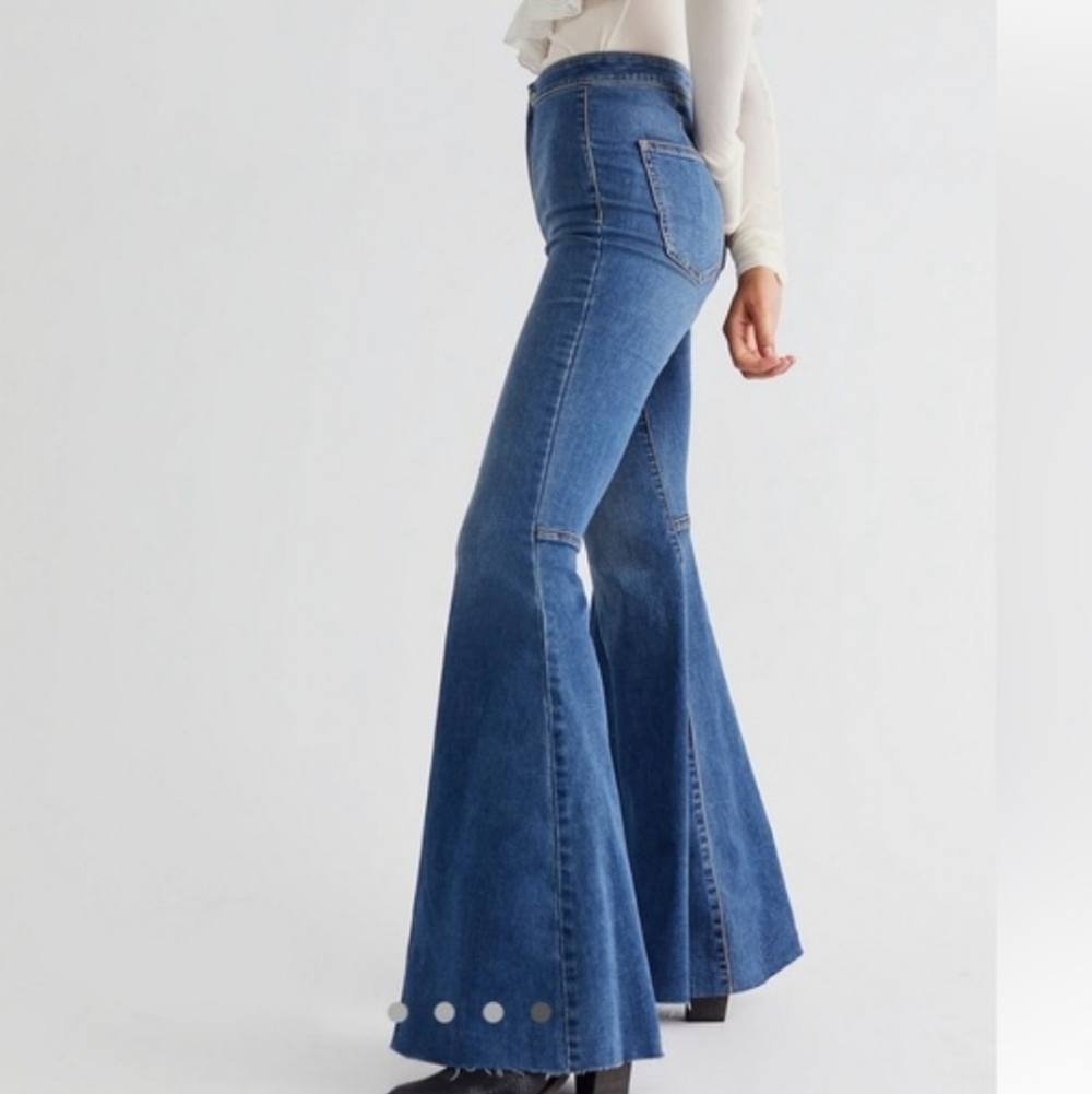 WE THE FRÈE CLASSIC FLARE Jeans SZ 30/31